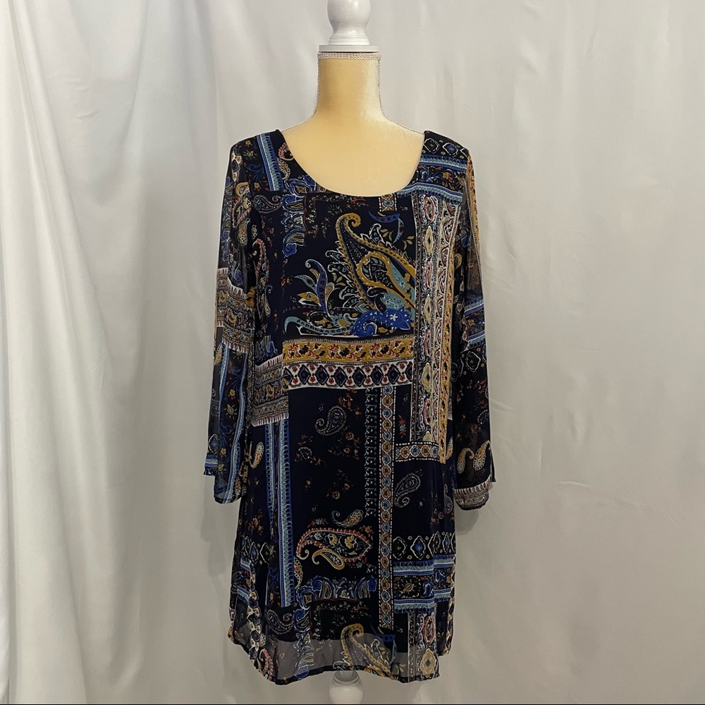 How Very Loved Long Sleeve Pattern Shift Dress. S… - image 2